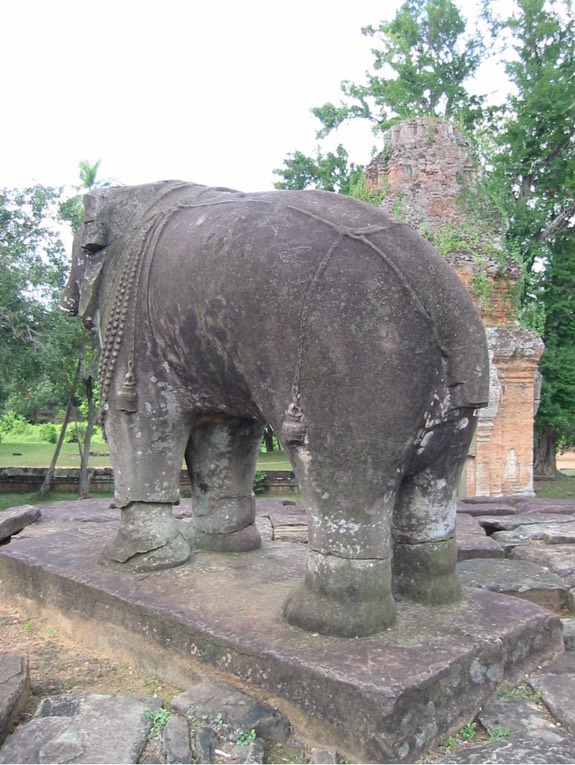 A094 Cambodia Angkor Wat Outlying Temples Area