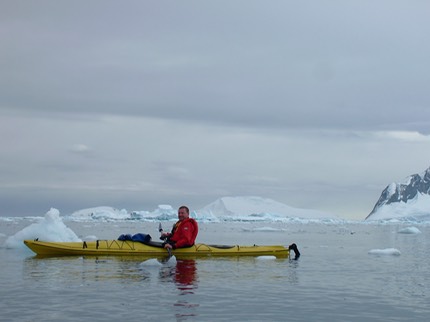 paul%20in%20Kayak